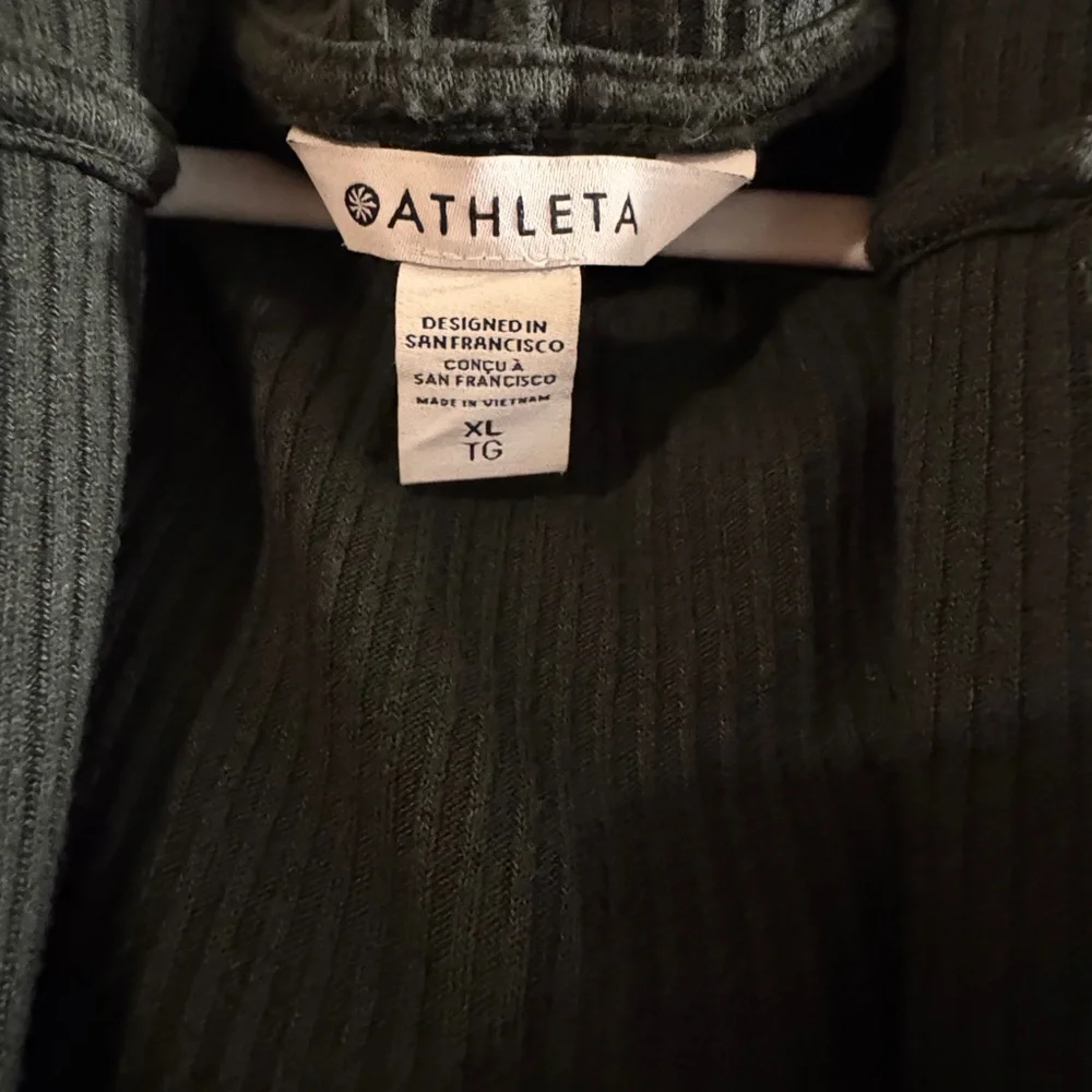Athleta Forest Green Ribbed Hooded duster - Picture 2 of 3